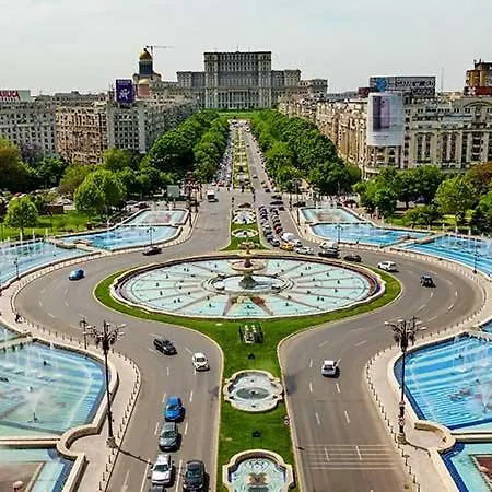 Downtown Old Center Universitate - Cav8