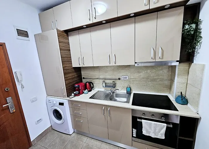 Downtown Old Center Universitate - Cav8 Apartamento